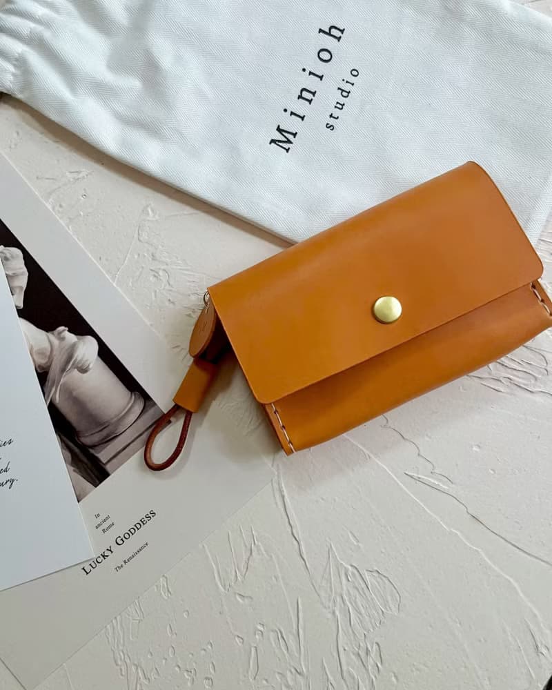 植鞣皮革名片包－橙棕紋