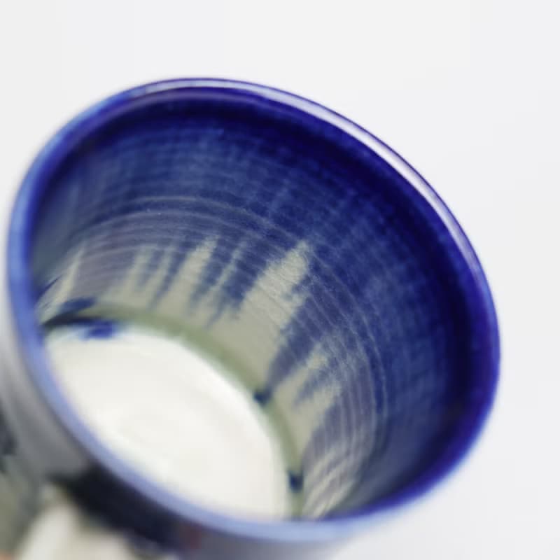 明芽窯 l 柴燒灰藍雙掛流釉把杯 藍 白 咖啡杯 馬克杯 陶杯 T