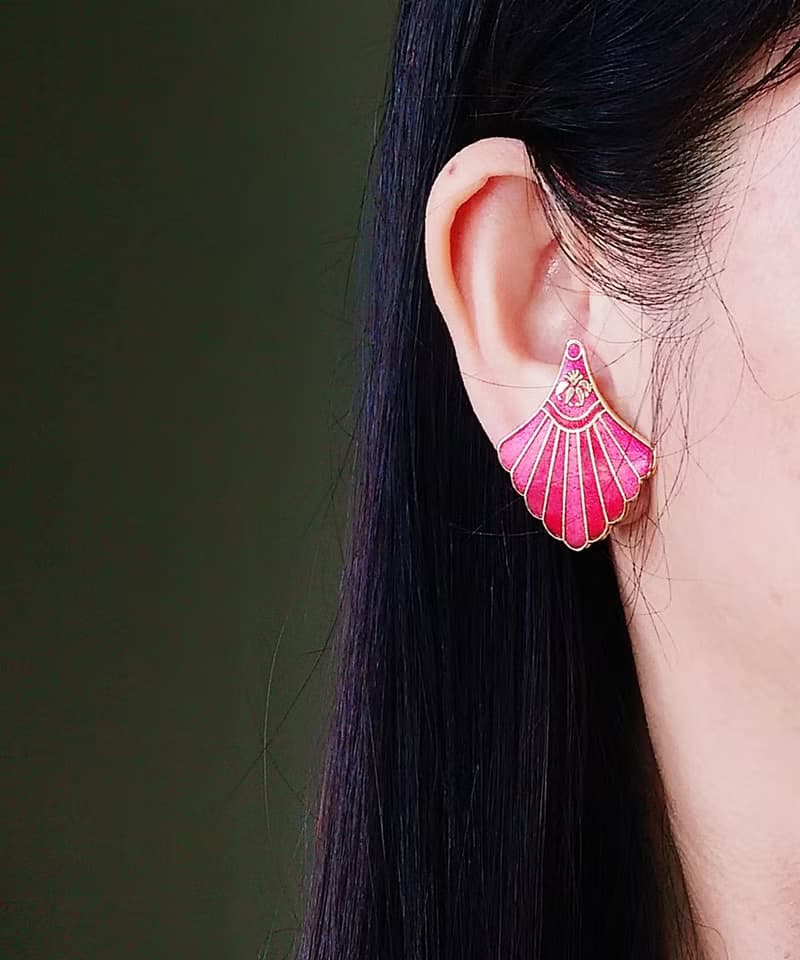 Vintage Jewelry  西洋古董飾品 景泰藍 紅色調放射裙襬 夾式耳環