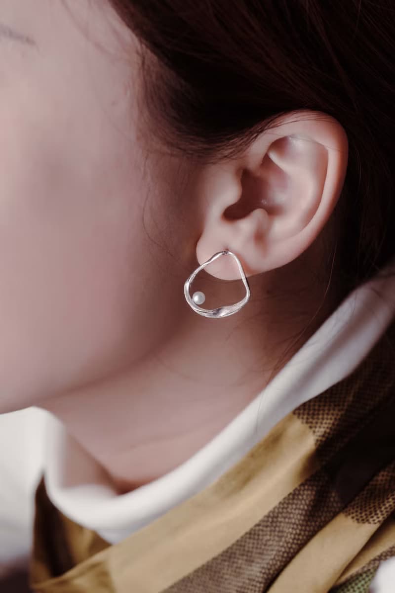 【送禮首選最佳禮物】純銀 鏤空絲帶 天然珍珠 耳環