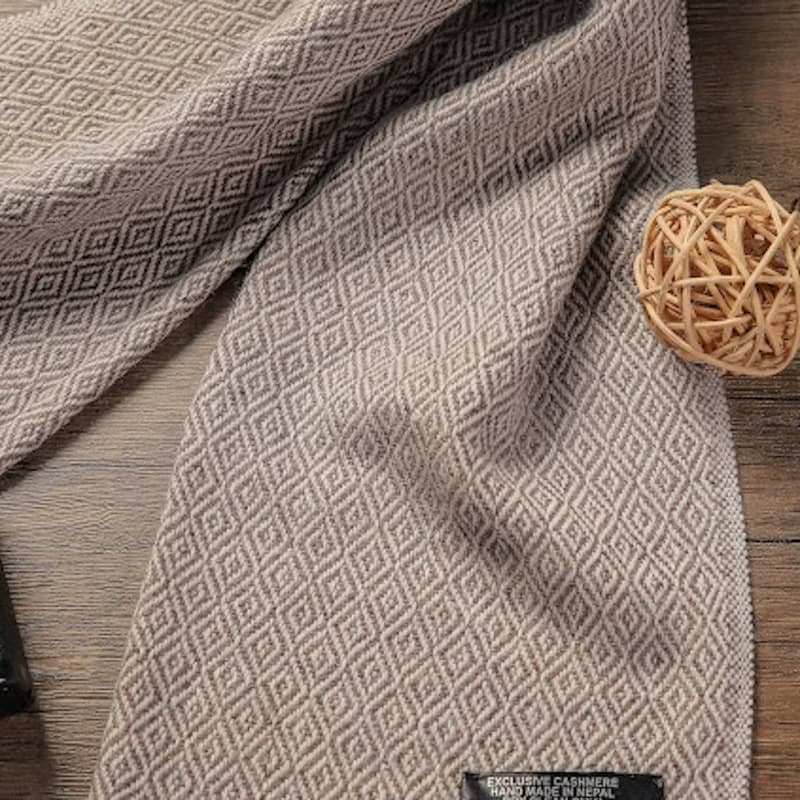 【窄版】喀什米爾羊毛圍巾 淺褐鑽石格紋 脖圍 手工編織 男女可