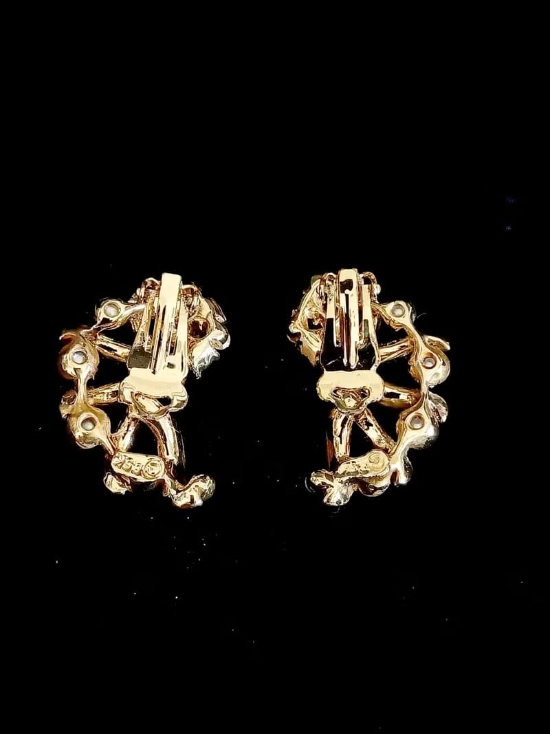 vintage jewelry  B.S.K 古董金色飛揚緞帶夾式耳環