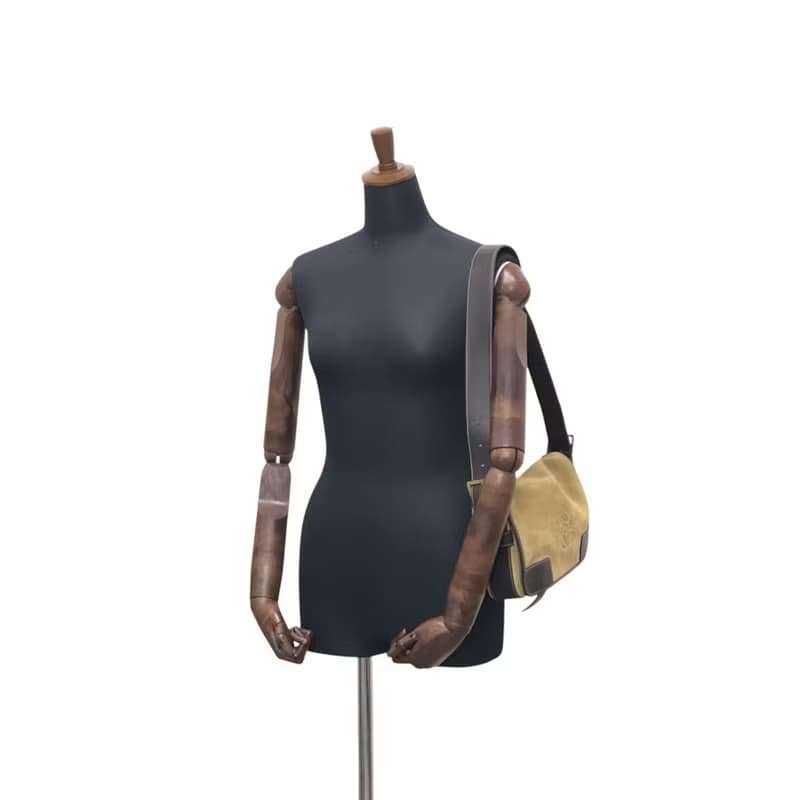 【 日本直送　名牌中古包 】LOEWE ロエベ ショルダーバッグ ベージュ アナグラム スエード フラップ ワンショルダーバッグ vintage htuiwy