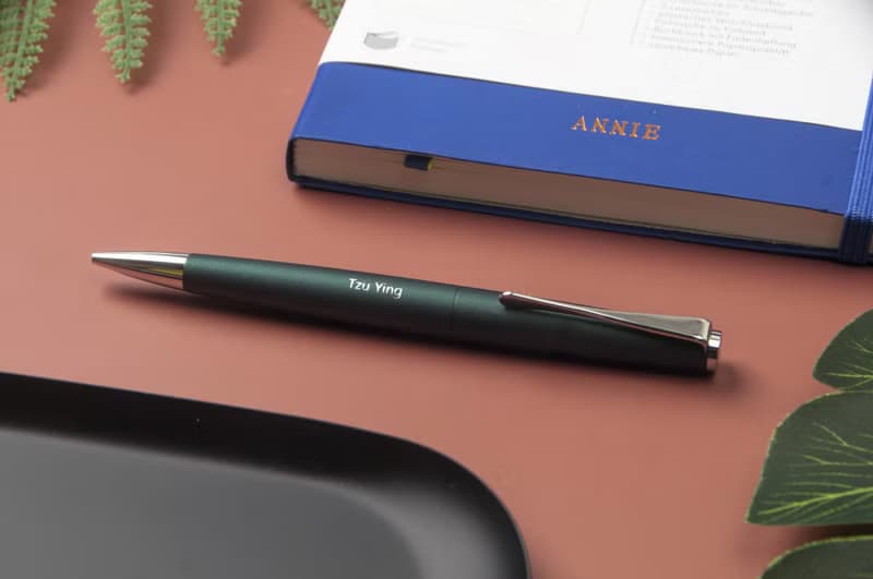 【雷雕免費刻字】LAMY 鋼珠筆+筆袋禮盒 / studio 系列  - 多彩選