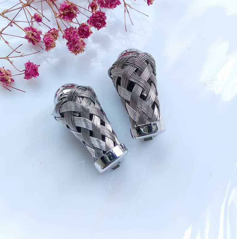 Vintage Jewelry 西洋古董飾品 銀色調 立體 補魚器 夾式耳環