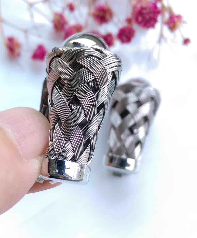 Vintage Jewelry 西洋古董飾品 銀色調 立體 補魚器 夾式耳環