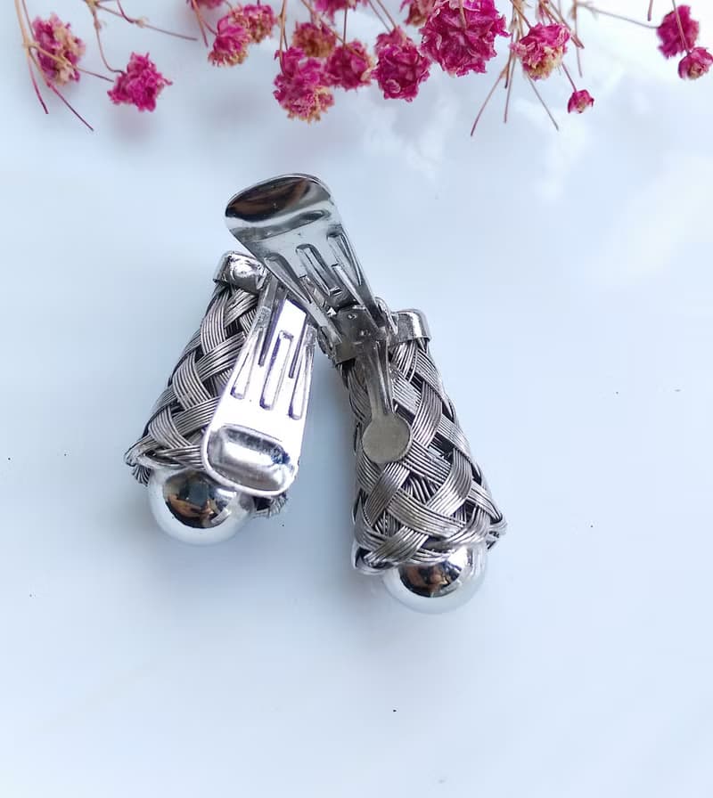 Vintage Jewelry 西洋古董飾品 銀色調 立體 補魚器 夾式耳環