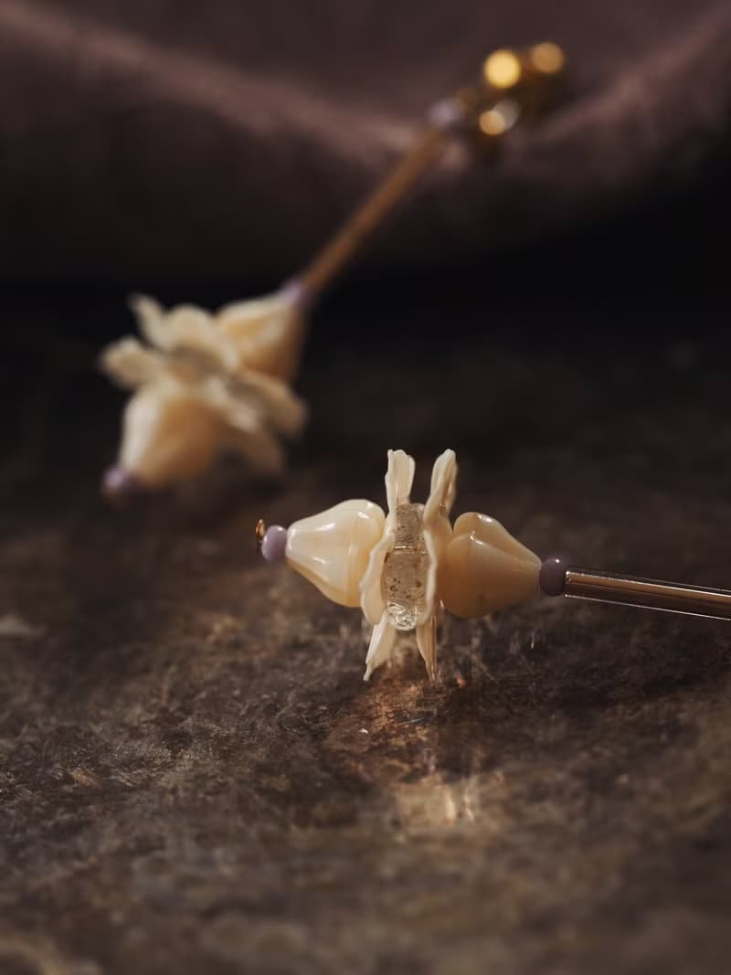 古董奶油 亮片花型長耳環
