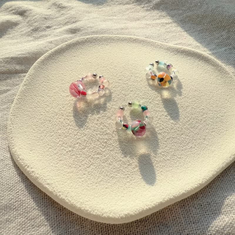 TeenyTinyCraft | 彩飴 • 三色 手工耳骨夾