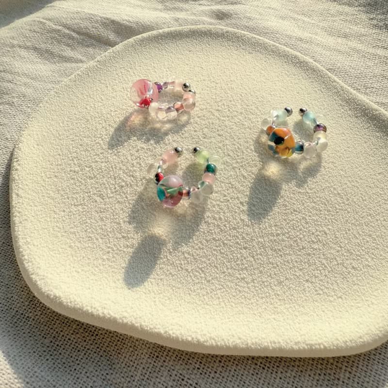 TeenyTinyCraft | 彩飴 • 三色 手工耳骨夾