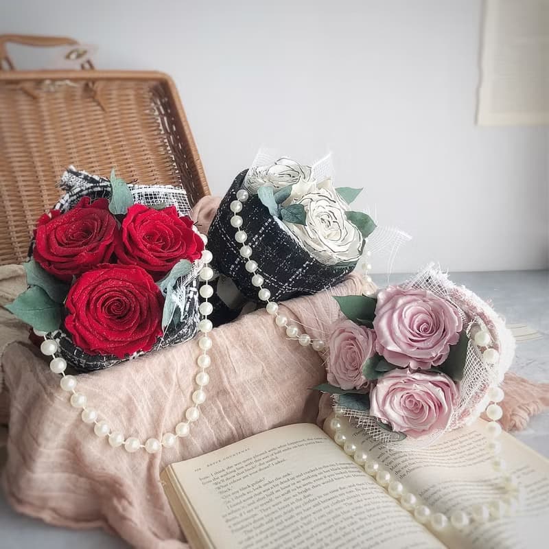 小香風永生玫瑰花束 | 皇家厄爾瓜多永生玫瑰精選色 母親節花束