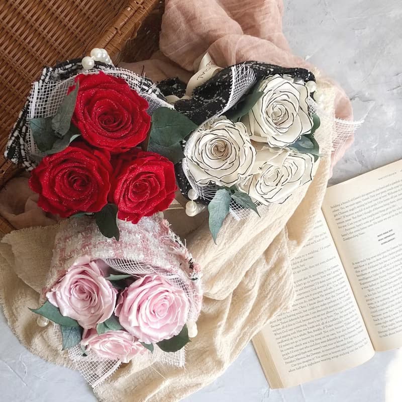 小香風永生玫瑰花束 | 皇家厄爾瓜多永生玫瑰精選色 母親節花束