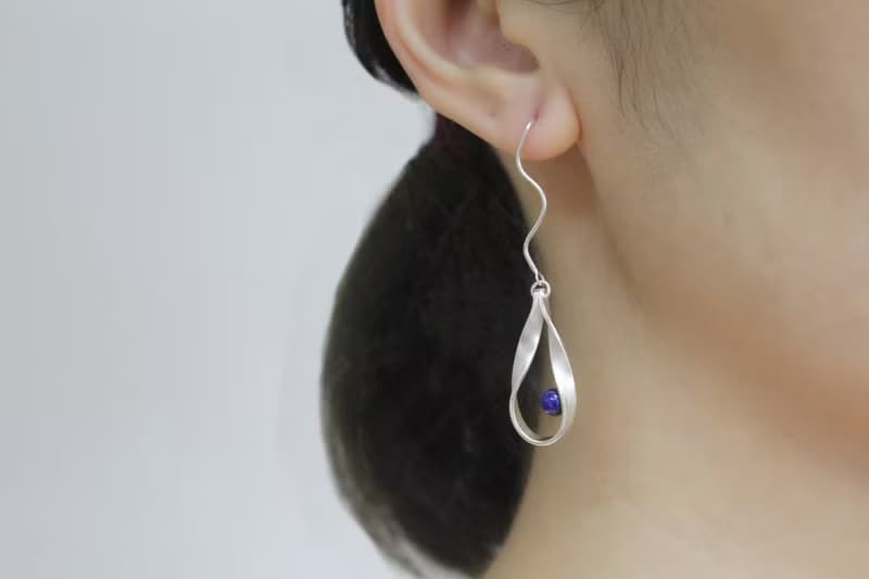 //青金石水滴耳環// S925純銀 金工手作 優雅 女士禮物