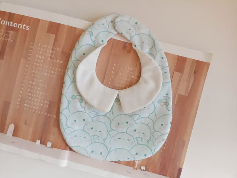 【11/14後出貨】小蛇 蛇年 領片圍兜   彌月禮物  圍兜 口水巾