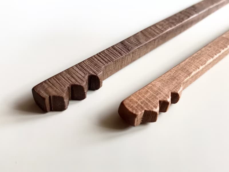 受注制作　鋸目模様の木のマドラー　ギザギザ付き　ブラックウォルナット or チェリー