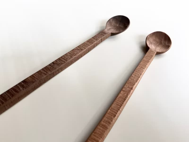 受注制作　鋸目模様の木のマドラー　ギザギザ付き　ブラックウォルナット or チェリー