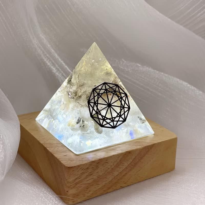 【蛋白石+超級七+灰月亮石】奧根能量塔Orgonite (6cm/5cm/4cm)