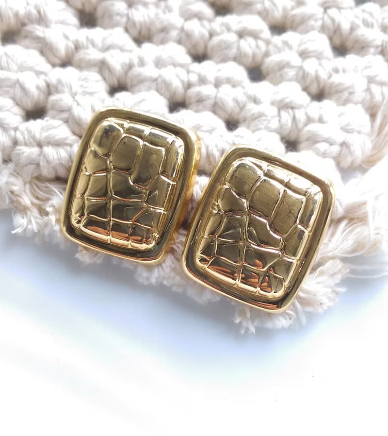 Vintage Jewelry 西洋古董飾品 金色調 鱷魚紋 小方形 針式耳環