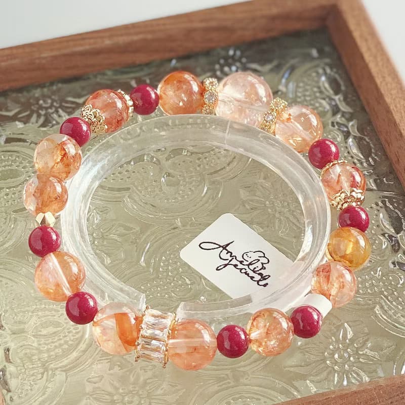 Amelia Jewelry丨摩羯座丨收藏級血砂膠花原創設計手鍊丨星座手鍊