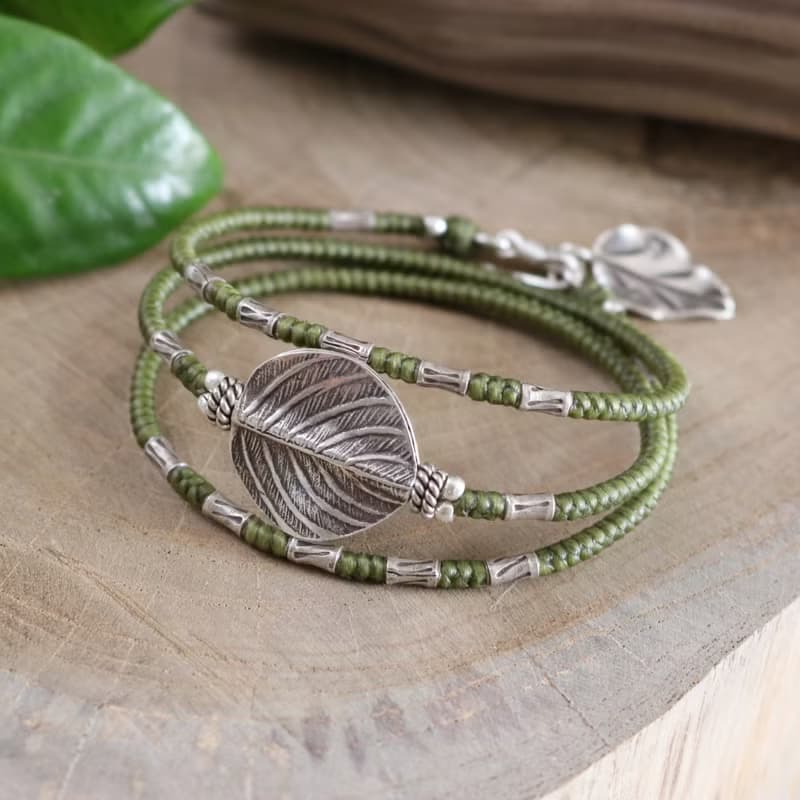 三圈手工編織蠟線手鍊搭配葉珠和吊飾泰銀 手作泰國飾品 葉子手鍊