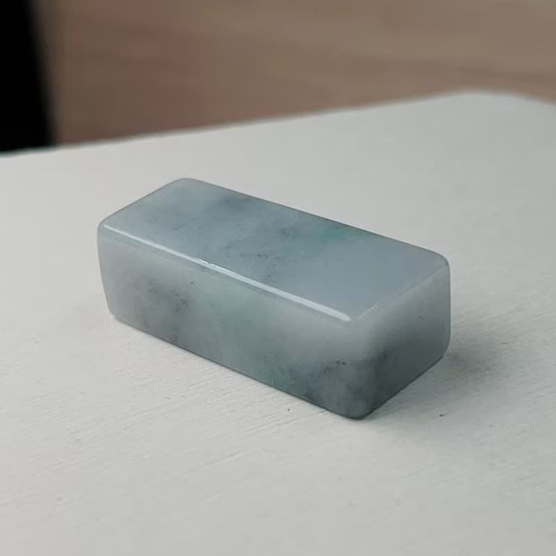 飄烏雞翡翠印章| 天然緬甸玉A貨翡翠 | 送禮