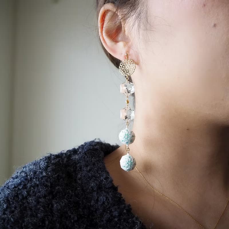 傳統工藝 手鞠球 刺繡 耳環 睡蓮 水晶  長鏈 綠 白色