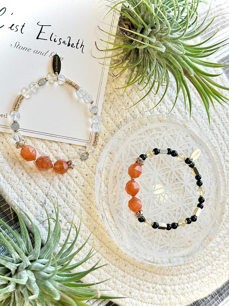 New Year Blessing-高品質鑽切金太陽石白水晶拉長石 14k包金手鏈