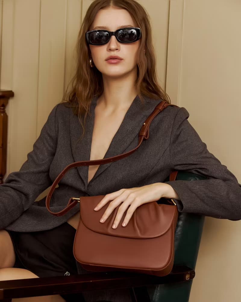 PUFF 真皮包 - 斜背包與肩背包 - Red Brown 泰國包