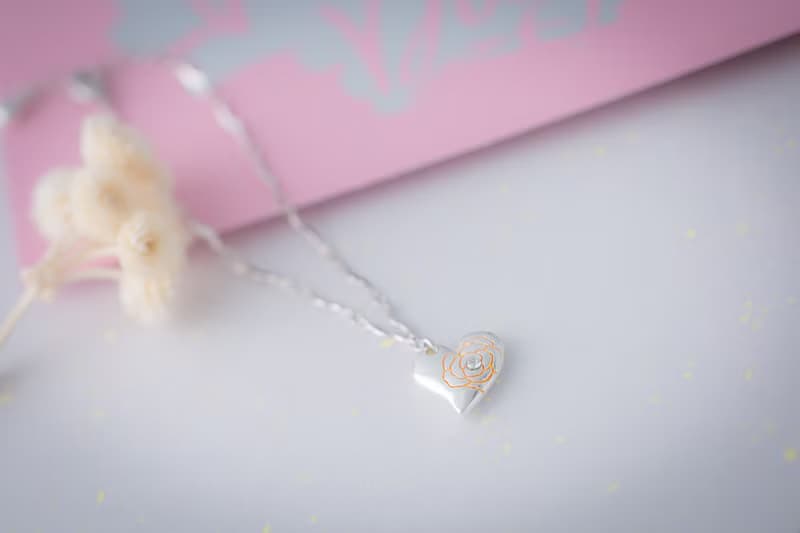 細緻彩繪玫瑰情人造型手鍊-花束款-黃/紅 (HBRJA0847B-2)