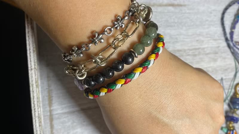 個性版本 五色編織蠟線手鍊 綠紅黃白黑