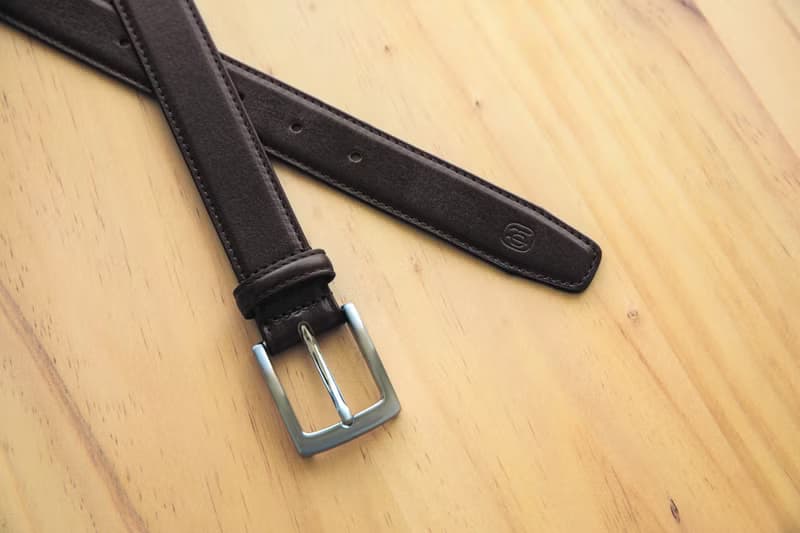 【父親節禮物】【送禮推薦】商務首選 方形針扣紳士皮帶 深咖