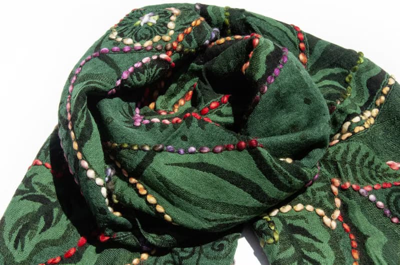喀什米爾Cashmere/水煮羊毛披肩/針織圍巾/刺繡圍巾/羊絨披巾-花