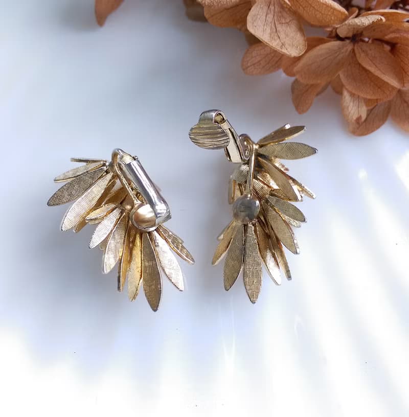 Vintage Jewelry 西洋古董飾品 立體 金針葉 夾式耳環