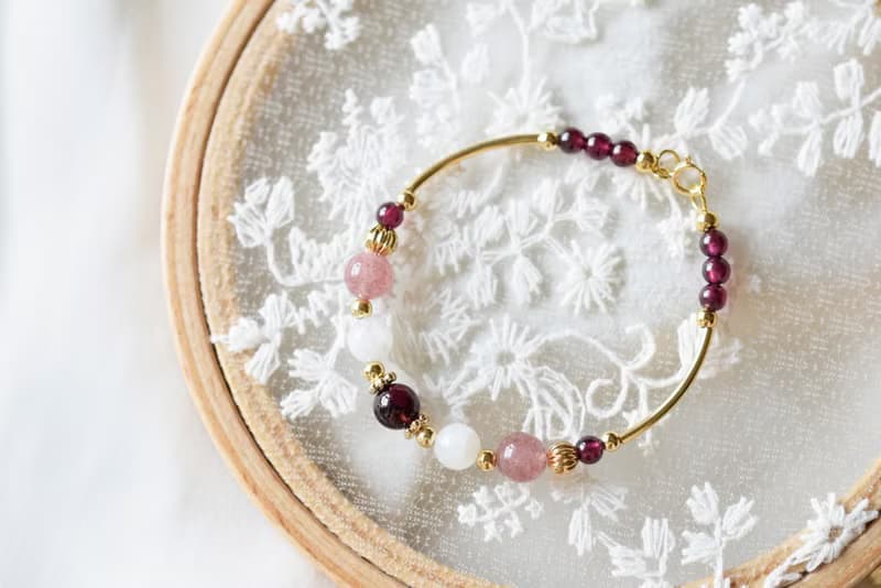 烈愛。石榴石 草莓晶 紫烏牙 14K包金 水晶/天然石 手鍊手鐲