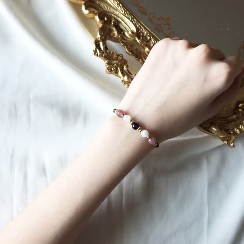 烈愛。石榴石 草莓晶 紫烏牙 14K包金 水晶/天然石 手鍊手鐲