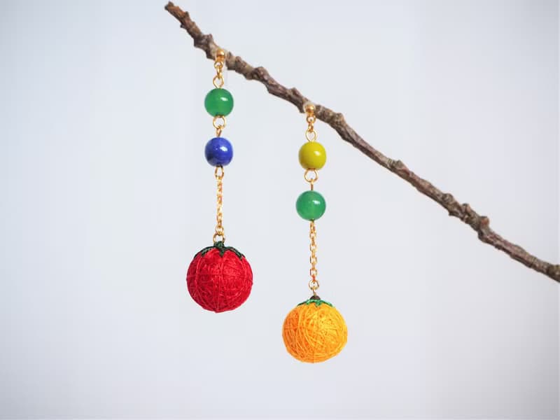 tachibanaya earrings TEMARI de トマト ミカン アシンメトリー Fruits Vegetables Red Orange 耳環