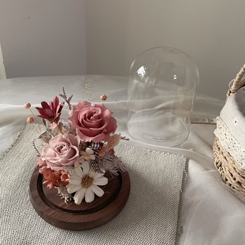 【永生玻璃花盅】永生花夜燈 情人節禮物 生日禮物 永生花 玻璃盅