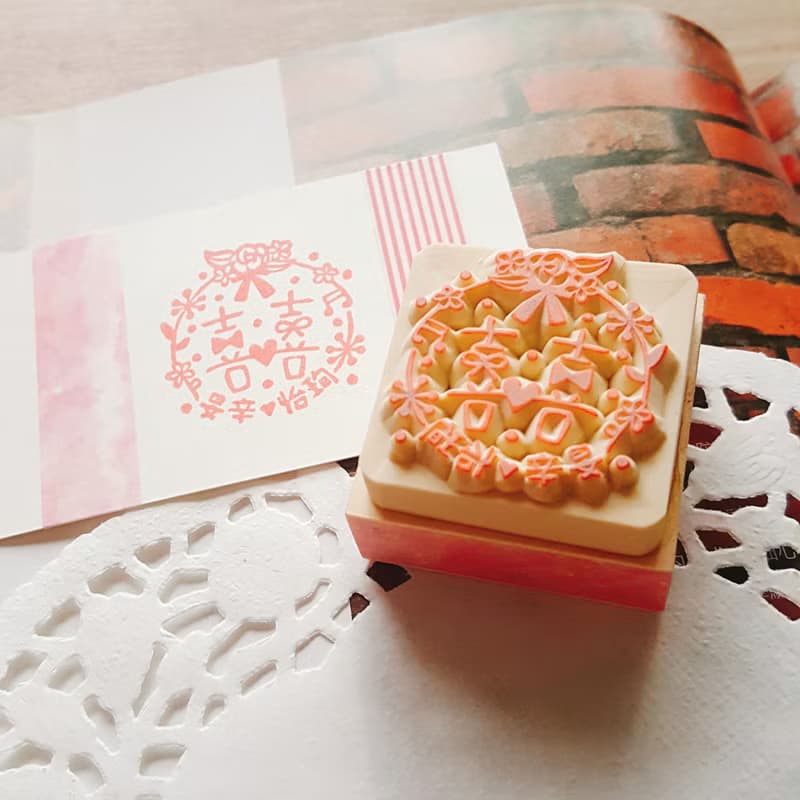 手工橡皮章－婚禮小花束囍字章 4X4cm