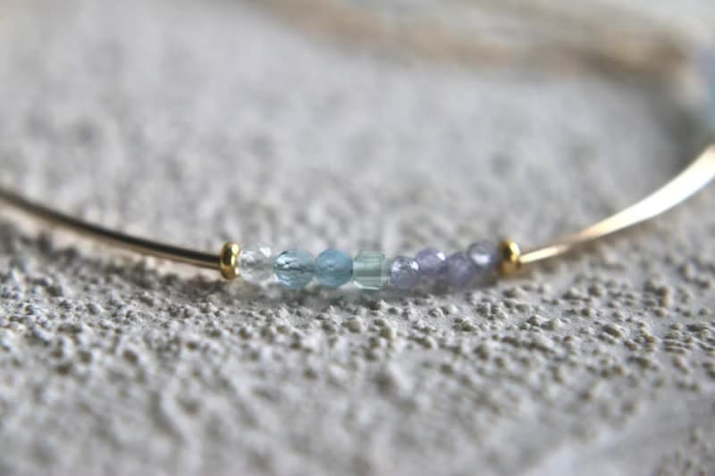 十二月誕生石 坦桑石 磷灰石 手鍊 - 天使 -