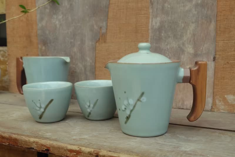 青瓷汝窯簡易茶具組【白梅款】－簡易壺、茶海、2只茶杯