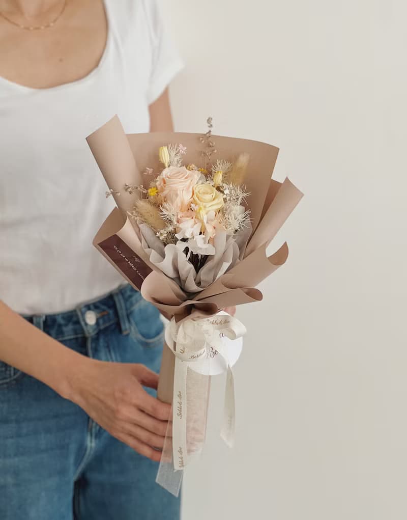 【永生玫瑰花花束】• 情人節/永生玫瑰花/永生玫瑰花花束/玫瑰花