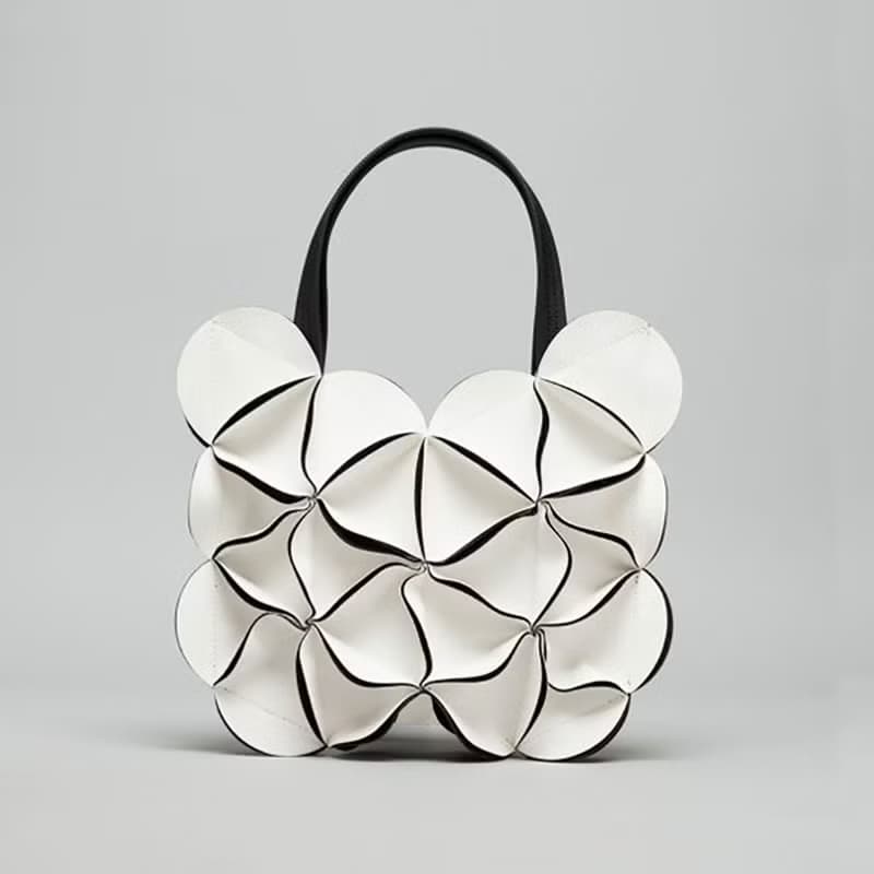 BLOSSOMバタフライショルダーバッグ