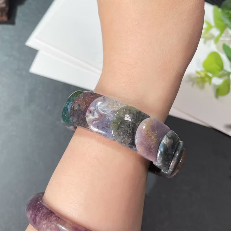 天然冰潤水草瑪瑙手排手錬 多彩冰飄花玉髓手環 紋理多變充滿靈氣