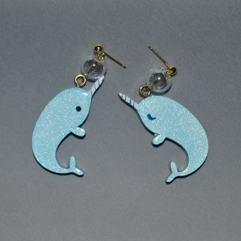 自由海洋 藍色獨角鯨不對稱表情設計耳環耳飾 海洋生物