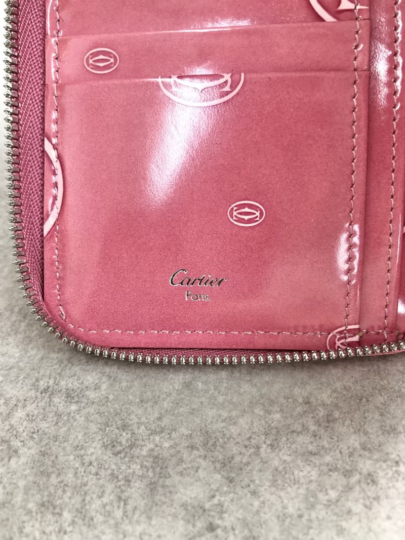 【 日本直送　名牌中古包 】Cartier カルティエ ハッピーバースデー 財布 ピンク エナメルレザー 二つ折り財布 vintage akkt2f