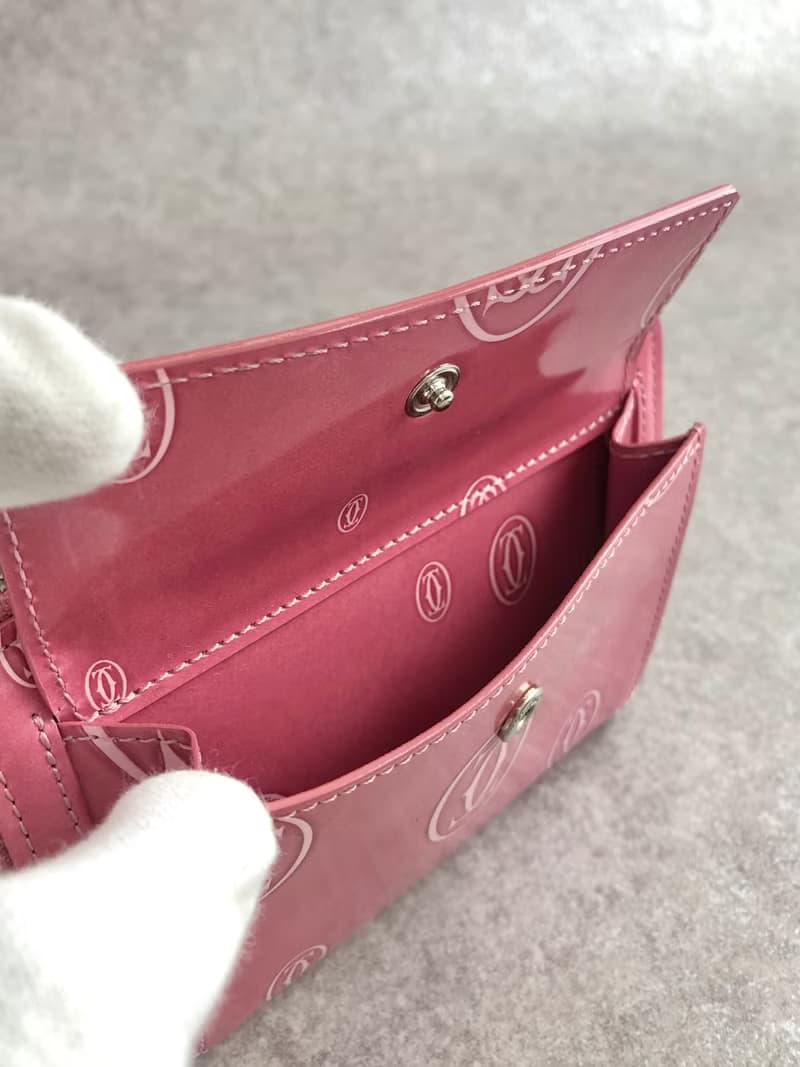 【 日本直送　名牌中古包 】Cartier カルティエ ハッピーバースデー 財布 ピンク エナメルレザー 二つ折り財布 vintage akkt2f