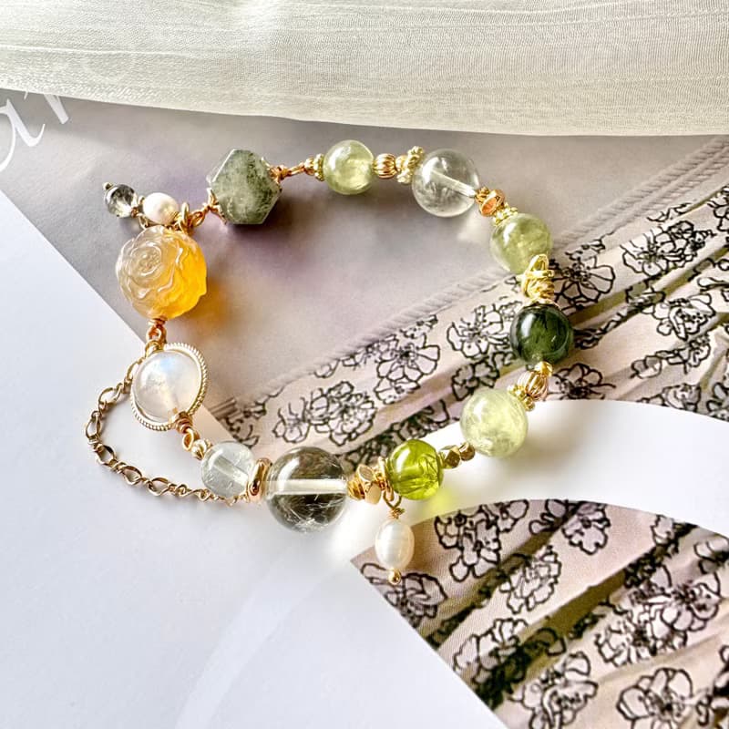 阿拉善玫瑰花設計 綠幽靈 橄欖石 綠祖母晶 月光石 招財助事業