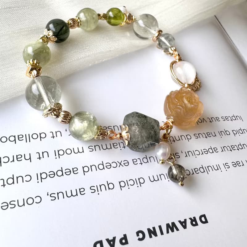 阿拉善玫瑰花設計 綠幽靈 橄欖石 綠祖母晶 月光石 招財助事業