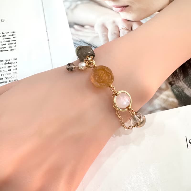 阿拉善玫瑰花設計 綠幽靈 橄欖石 綠祖母晶 月光石 招財助事業