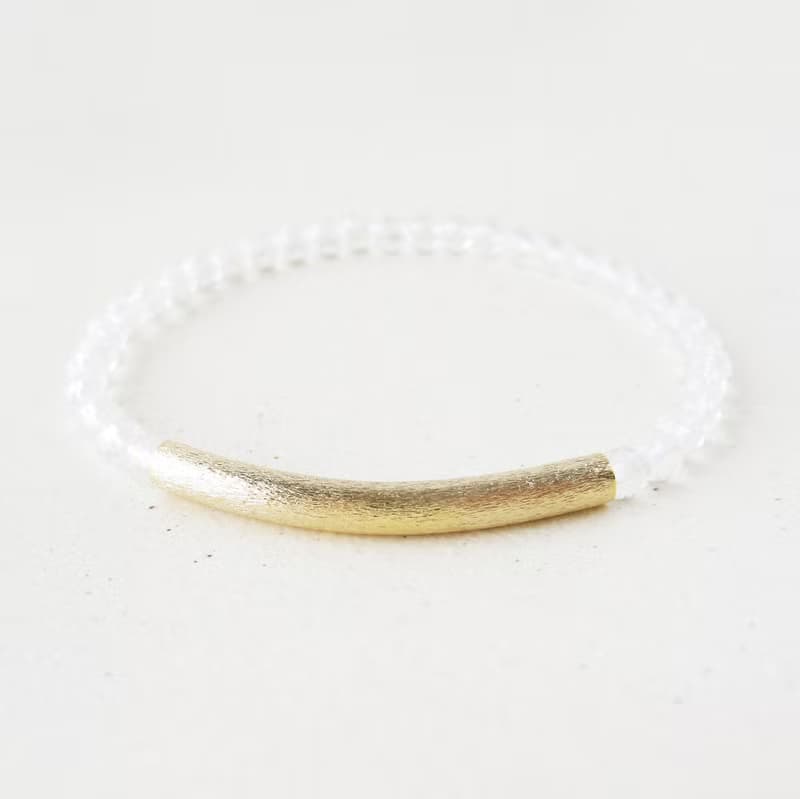 水晶とデザインパイプのブレスレット